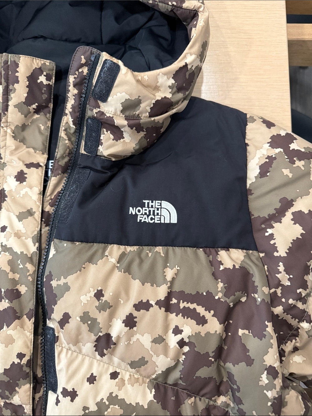The North Face Woman's Camo Puffer Jacket - Tan & Brown - Picture 2 of 4